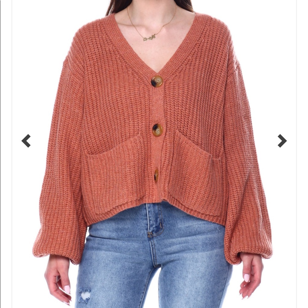 Baggy throw over Cardigan Knit